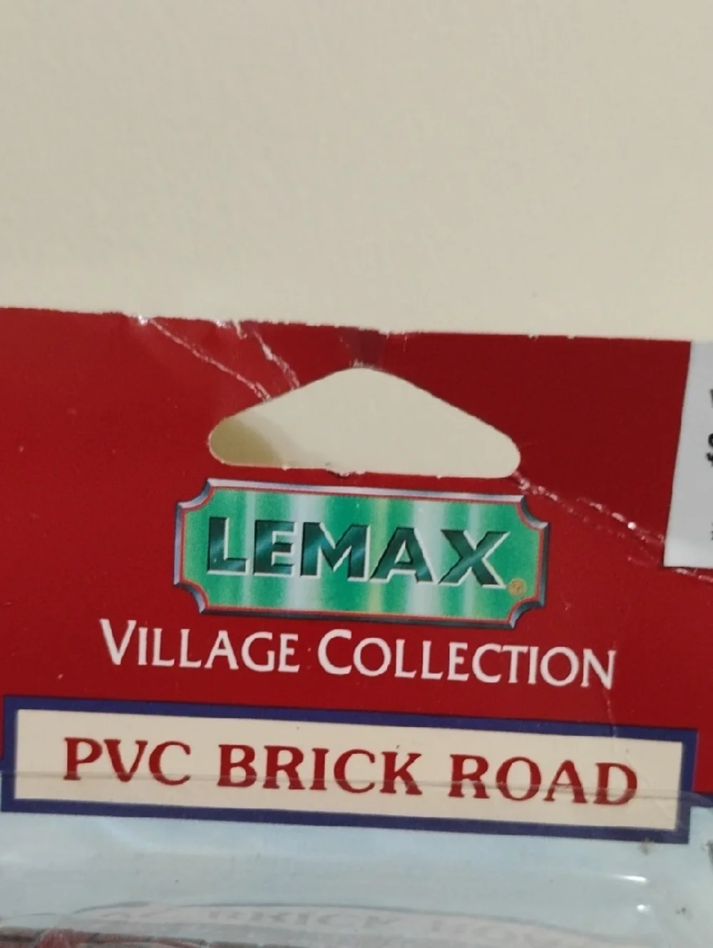 Lemax Village Collection Red Tinsel Garland & Brown PVC Brick Road Set